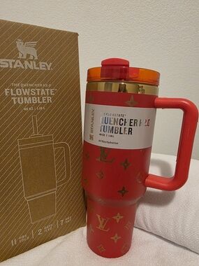 Stanley Red Gold Engraved Logo FlowState Quencher Tumbler 40 Oz